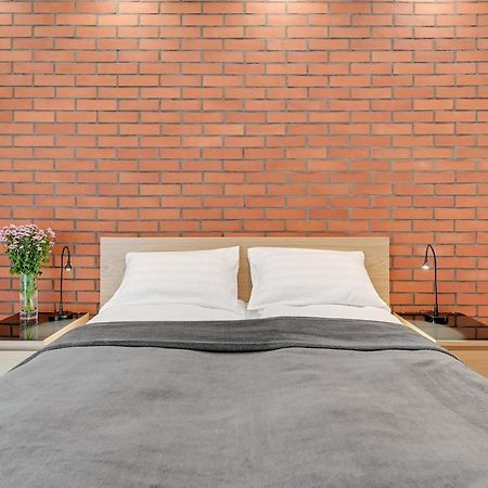 Central Apartment - Free Private Parking グダニスク エクステリア 写真